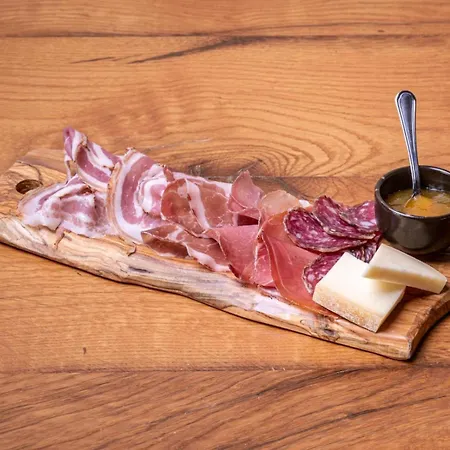 Cantina Semonte Wine