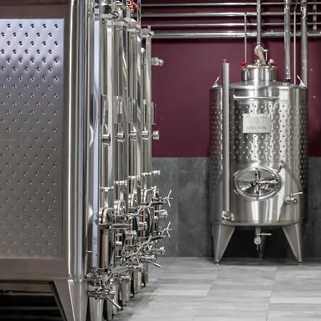 Cantina Semonte Wine *