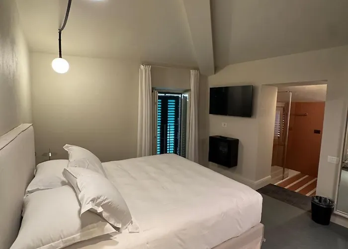 Cantina Semonte Wine * Gubbio